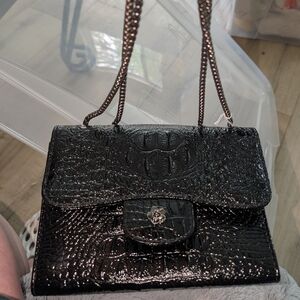 Elegant Black Croc-Embossed Women's Bag